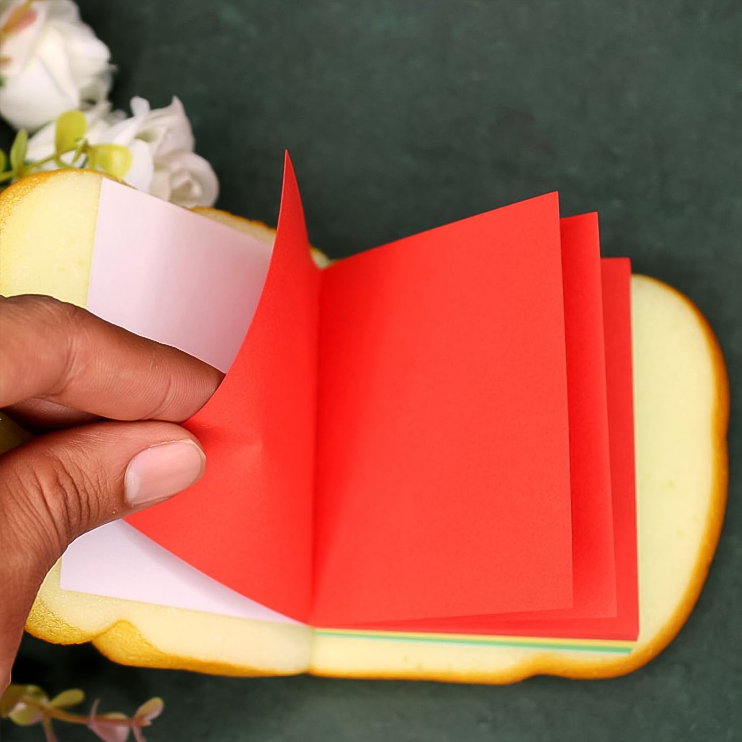 SandwichPad: Bread Sandwich-Shaped Memo Pad with Pocket-Size Design & Lipstick Pen for Fun Note-Taking
