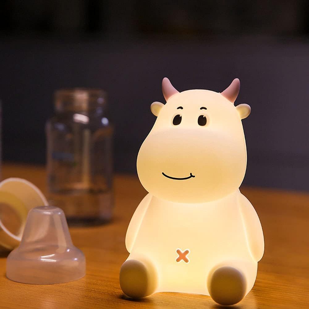 Mooo: Portable Squishy Cow Lamp with Rechargeable LED & Soft Silicone Design for Cozy Bedroom Ambience & Gifting