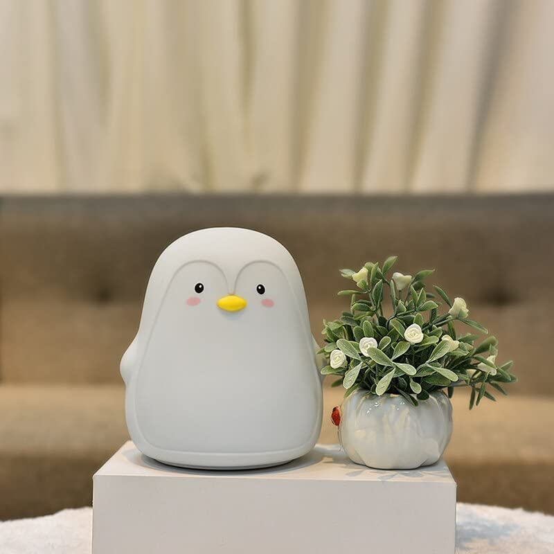 PengiGlow: Adorable Penguin Silicone Night Lamp with Rechargeable LED for Cozy Bedroom Ambience & Gifting