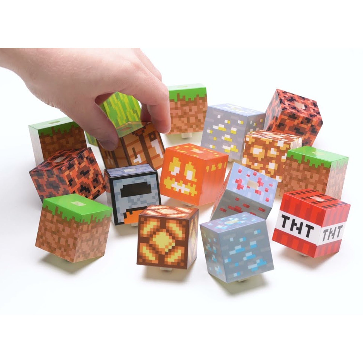 BlockCraft: Minecraft LED Building Blocks for Gamers