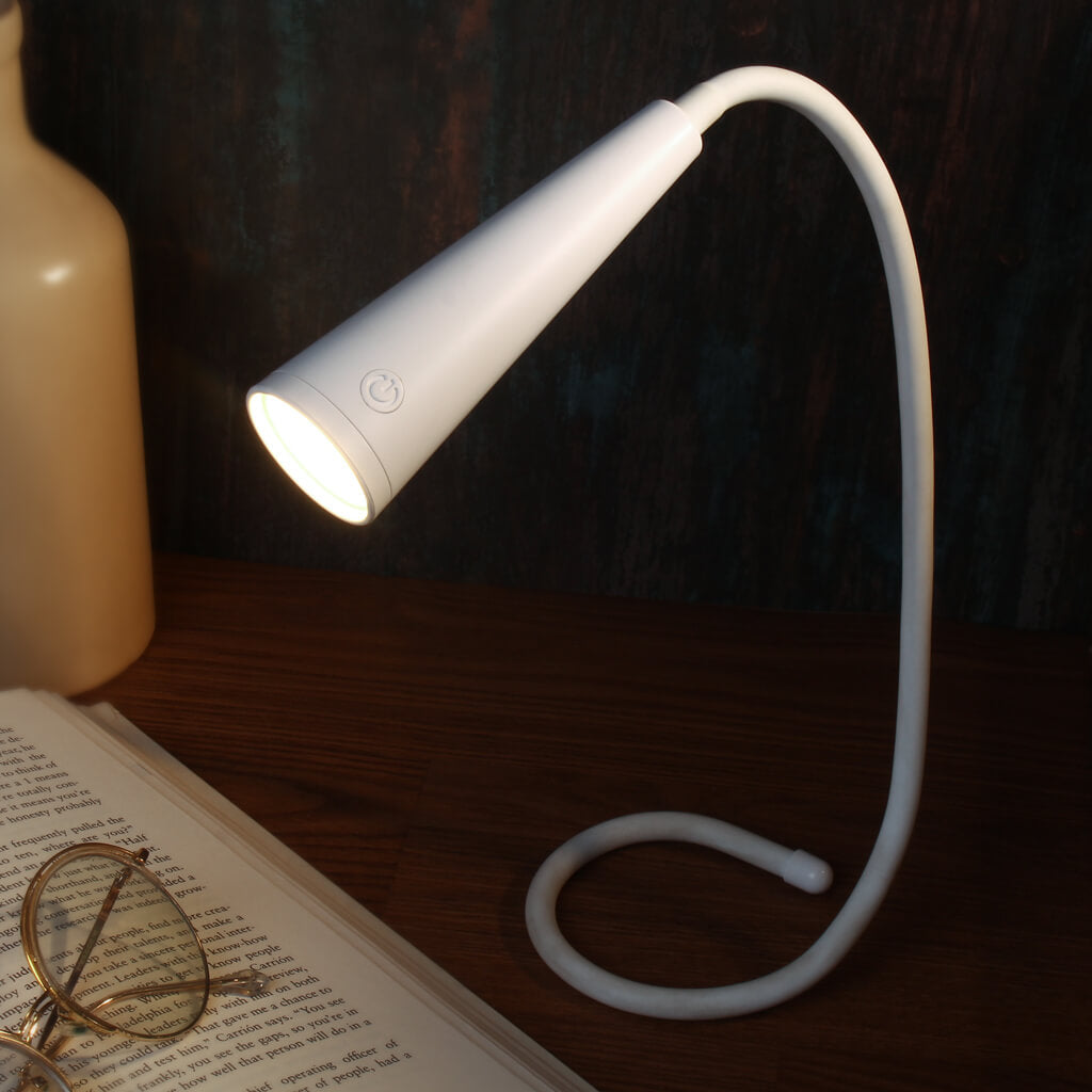 Silly: Flexible Multi-Use Lamp