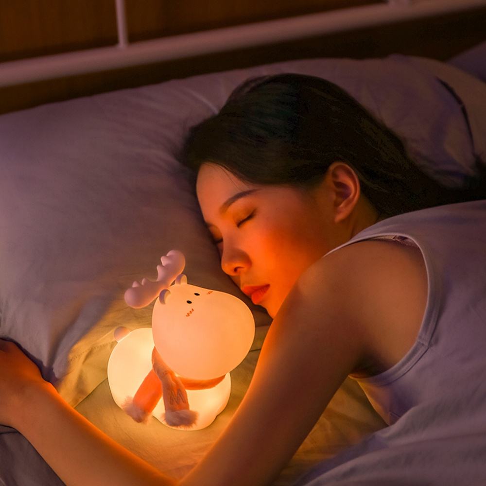 GlowDeer: Cute Reindeer LED Silicon Lamp