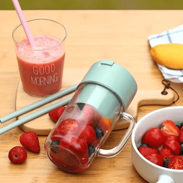 Blendy: Mason Jar Straw Juicer