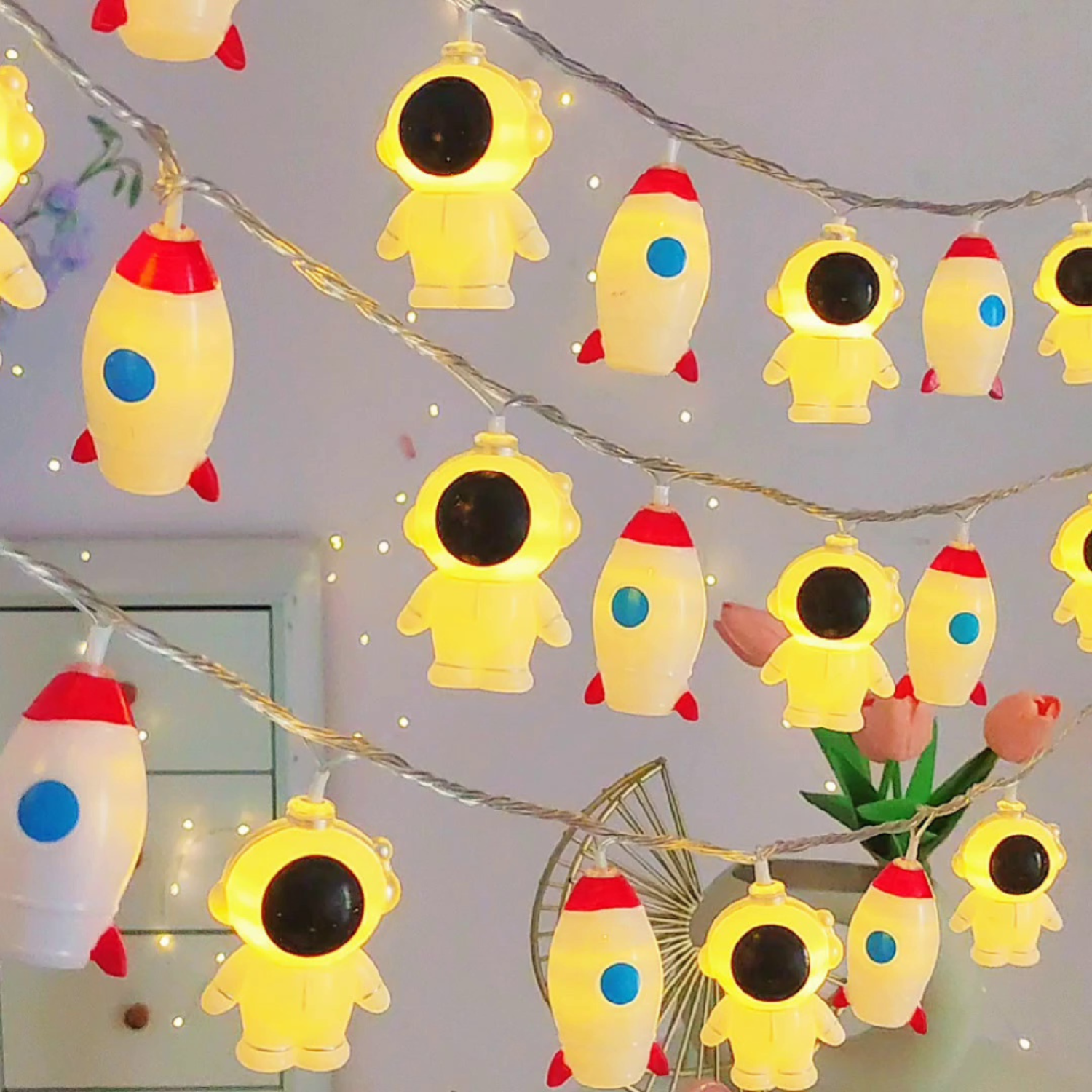 SpaceMan: USB Operated Astronaut & Rocket String Fairy Lights